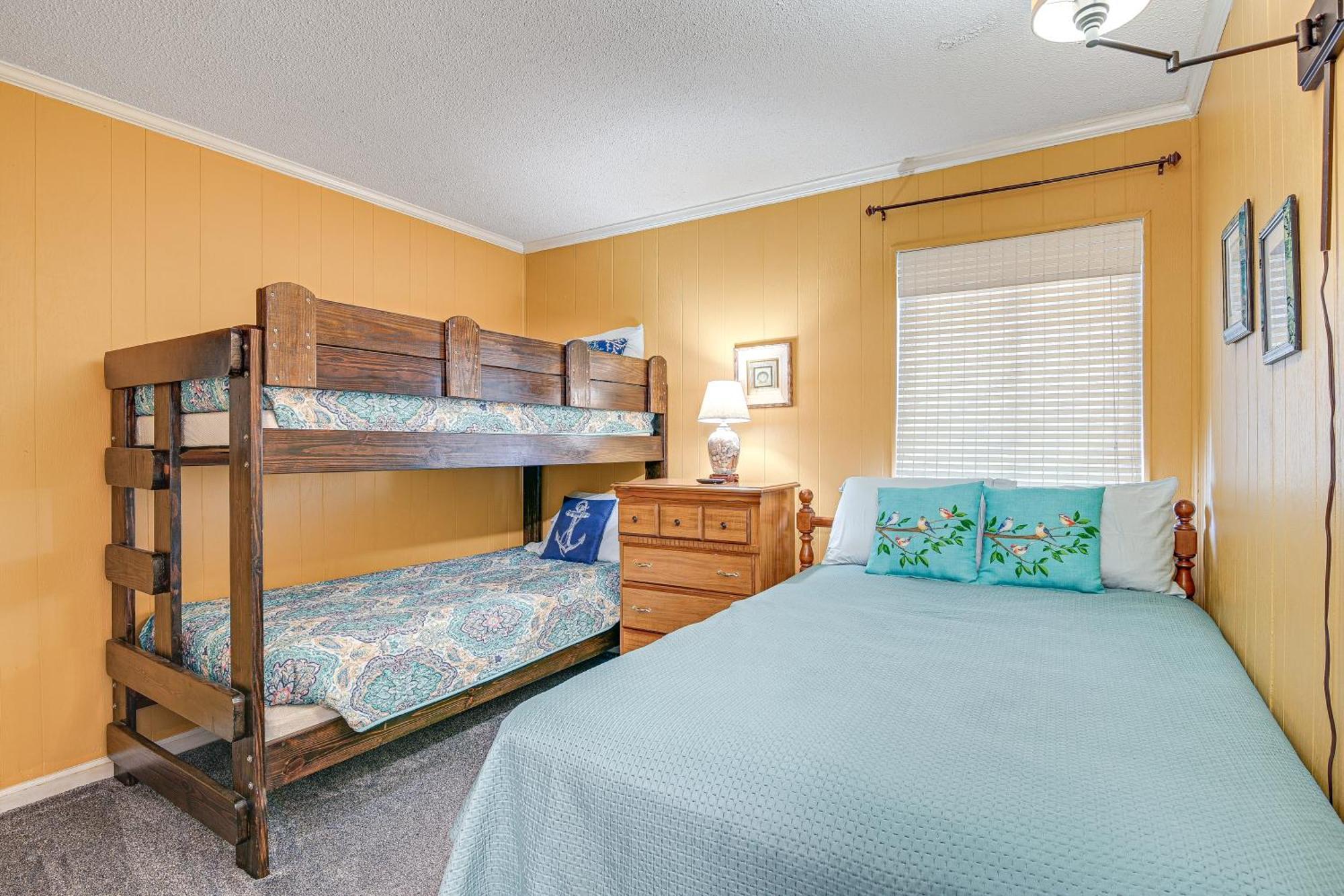 Coastal Condo On Beach With Community Pool Access! Myrtle Beach Buitenkant foto